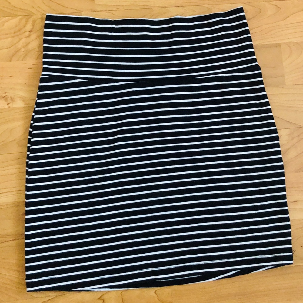 Black and White Mini Skirt